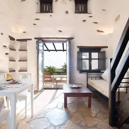 Traditional Stoned House For 3 People In Ferienhaus *