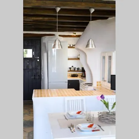 Ferienhaus Traditional Stoned House For 3 People In