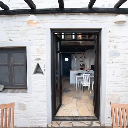 Ferienhaus Traditional Stoned House For 3 People In